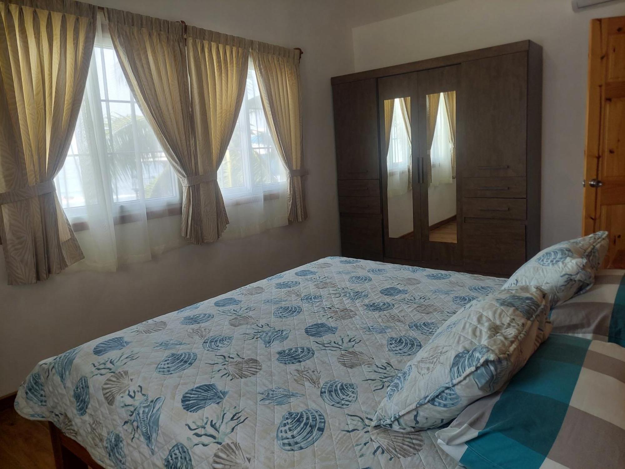 Hotel Faro Del Colibri