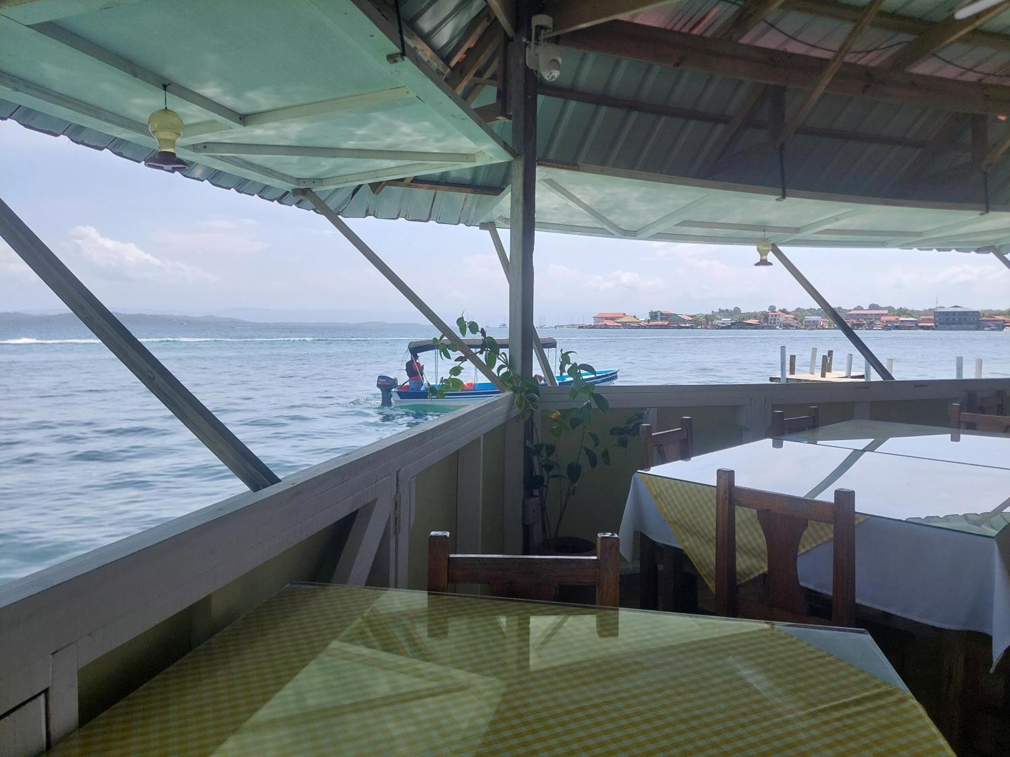 Faro Del Colibri Hotel